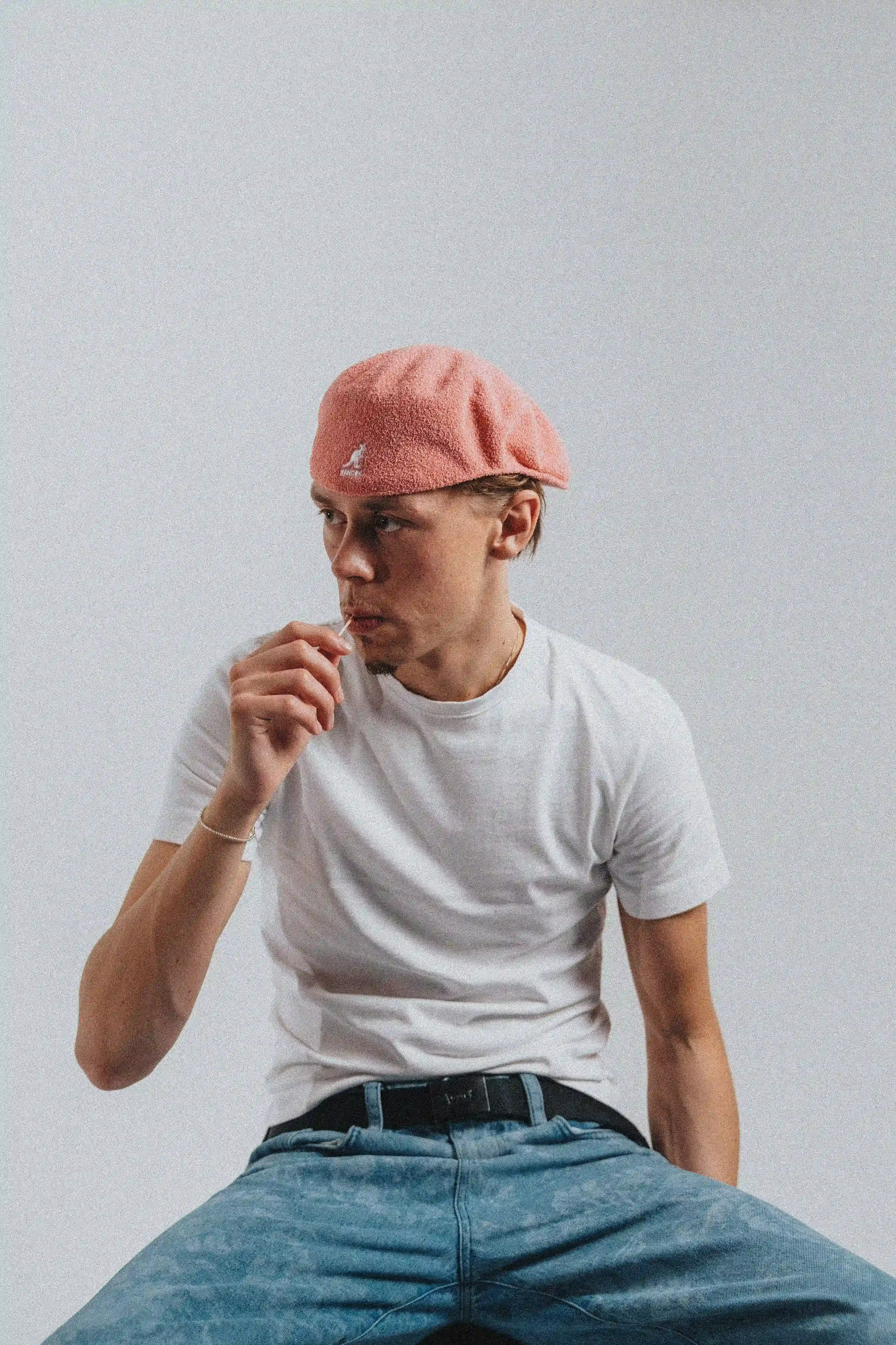 Edot Lawrence | Artist | Sørveiv